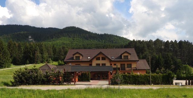 PENZIÓN MONTANA***